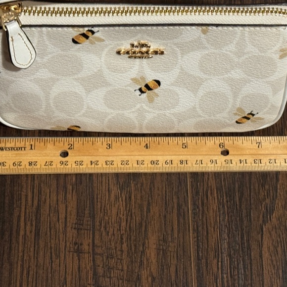 Coach Nolita 19 Purse - Signature Canvas With Bee Print (gold & glacier white) - Picture 8 of 9